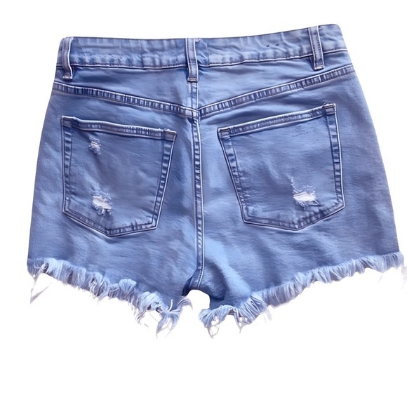 Empower in Style:‎ Women's Black Label High-Rise Shorts (Medium) - Picture 2 of 2